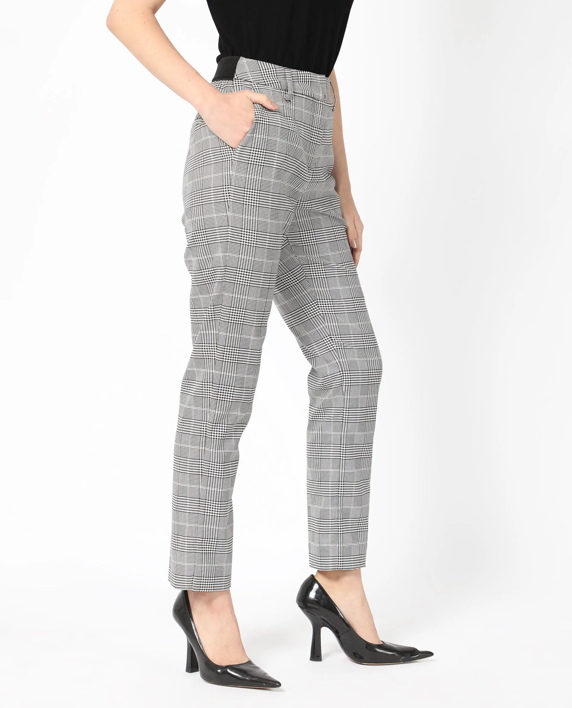 Rareism Women Tucila Black Polyester Fabric Hook And Eye Tailored Fit Checked Ankle Length Tapered Trousers